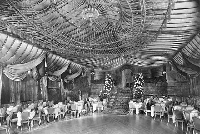Hotel Ritz-Carlton, 1915.